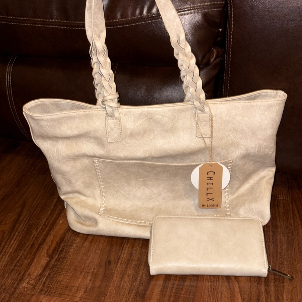 Tan purse with wallet
